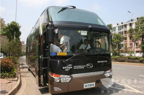 大金龍XMQ6129Y5比賽用車
