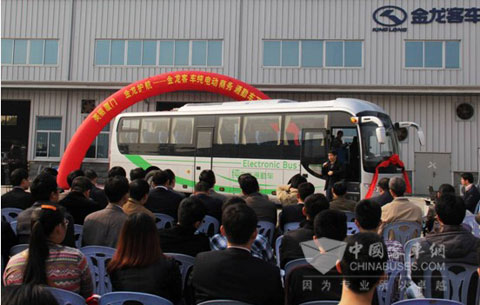 大金龍純電動定制通勤車XMQ6110C備受各界關注