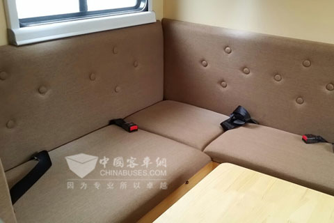 自主創新設計的環形沙發