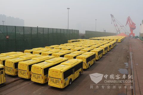 2186輛中通校車方隊整裝待發