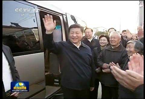 習近平主席乘坐自主品牌“安凱寶斯通”