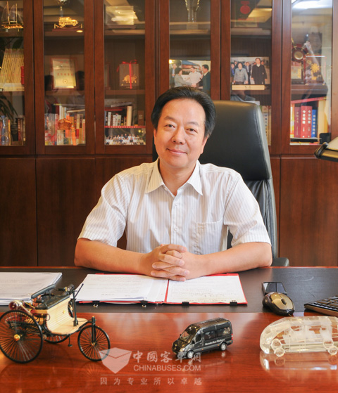 廈門金龍汽車集團(tuán)董事長廉小強(qiáng)