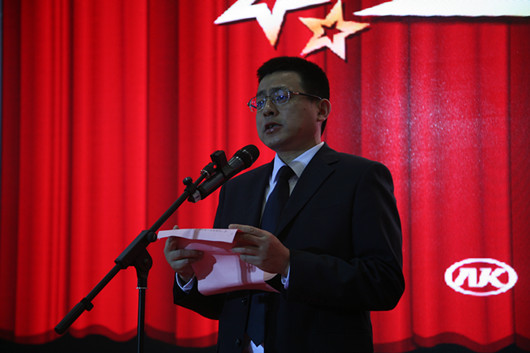 安凱客車副總經(jīng)理陳昌勝致辭