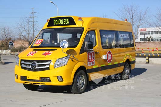 福田歐輝艦橋校車-校車中的商務車