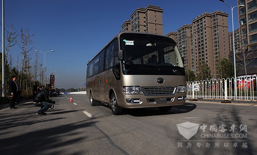 宇通T7在太原展開實車評測