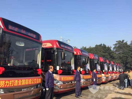 中車時(shí)代電動(dòng)8米純電動(dòng)客車服務(wù)赤壁公交