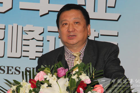 于懷勇