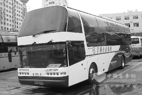 江西長(zhǎng)運(yùn)購置的雙層豪華客車