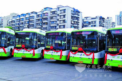 廈門公交集團首批50輛CNG(壓縮天然氣)公交車