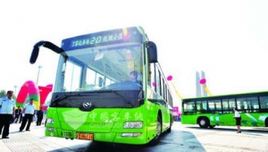 客車“油改氣”步履維艱，改與買的博弈