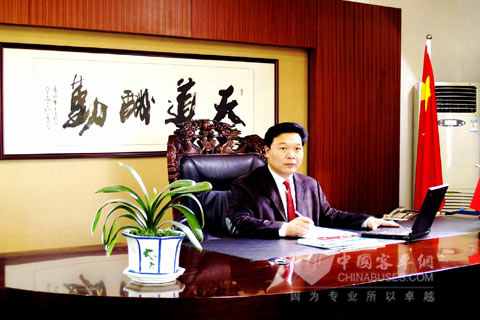江蘇友誼汽車有限公司董事長張永華