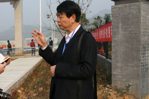 采訪湖北宜昌交運(yùn)集團(tuán)股份有限公司機(jī)務(wù)處胡智華處長