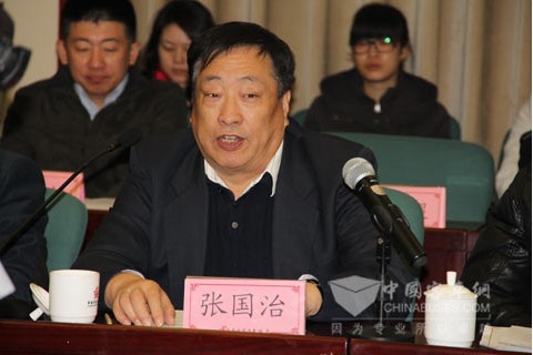 張國治