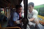 成都首批30輛空調(diào)公交車改裝