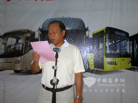 西雙版納州旅游客運公司總經理朱雨田