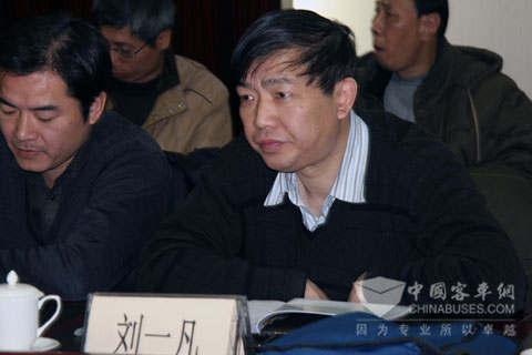 江西長(zhǎng)運(yùn)股份有限公司董事劉一凡