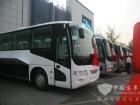 首批交付勝利油田的BJ6103系列豪華客車(chē)