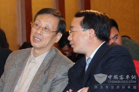 蘇州金龍總經理吳文文與中國道協姚明德溝通