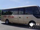 宇通T7流暢的車身腰線、全沖壓車身一體成型，呈現高精度設計。