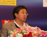 楊建龍：經(jīng)濟(jì)調(diào)整09年內(nèi)完成 態(tài)勢2010年上行
