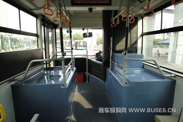 五洲龍F(tuán)DG6101NG5公交車(chē)（天然氣國(guó)五10-40座）