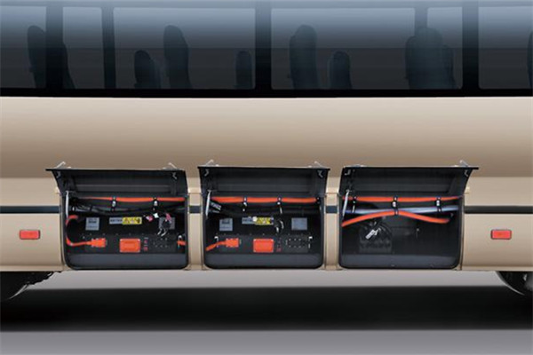 金旅XML6809JEVC0客車（純電動(dòng)24-35座）