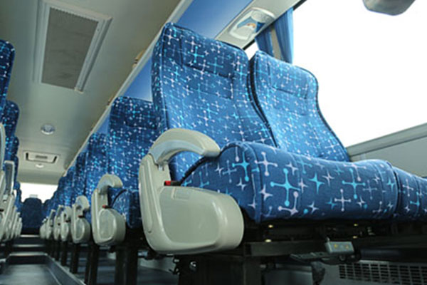 福田歐輝BJ6120U8BJB客車（柴油國四24-55座）