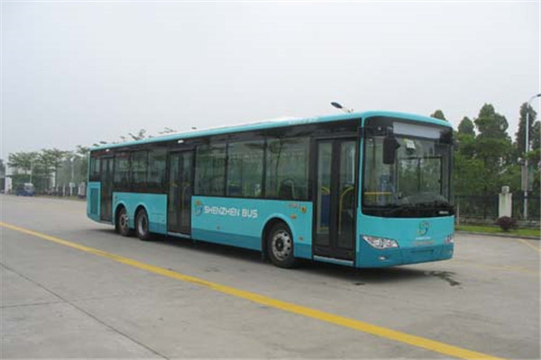 金龍XMQ6141AGN5公交車(chē)（天然氣國(guó)五10-51座）