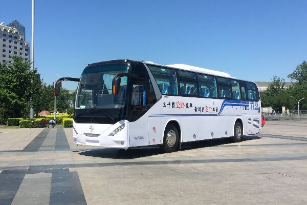 北方BFC6120T1D5J客車(chē)（柴油24-55座）