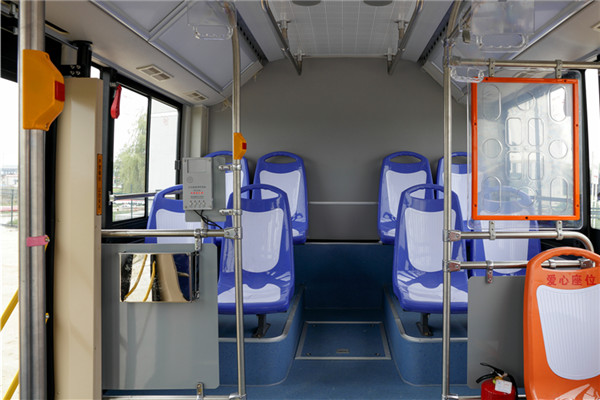 海格KLQ6850GAHEVC5K插電式公交車（天然氣/電混動(dòng)國(guó)五14-28座）