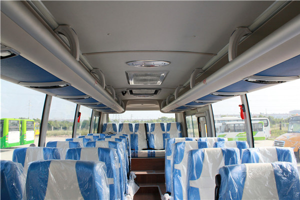 東風(fēng)旅行車(chē)EQ6811LACBEV1客車(chē)（純電動(dòng)24-36座）