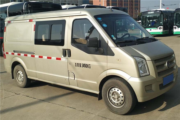 揚(yáng)子江WG5032XXYBEV1廂式運(yùn)輸車(chē)（純電動(dòng)2-3座）
