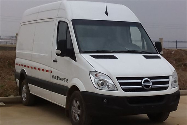 南京金龍NJL5040XXYBEV24廂式運(yùn)輸車(chē)（純電動(dòng)2座）
