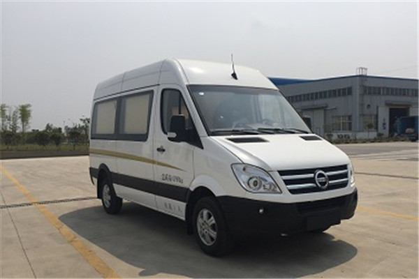 南京金龍NJL5040XSWBEV4商務車（純電動5-9座）