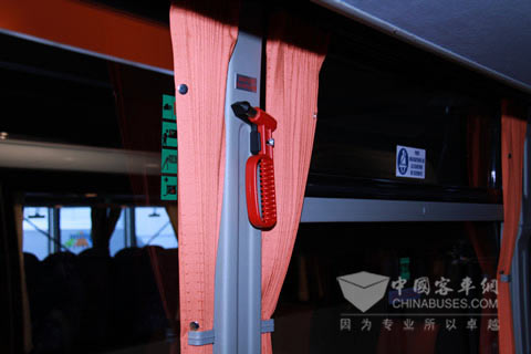 2009歐洲客車博覽會安全主題：安全裝備之安全錘
