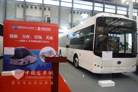 艾里遜變速箱與百路佳客車